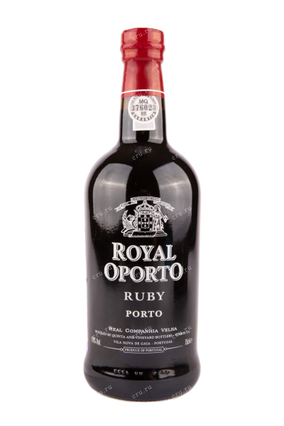 Портвейн Royal Oporto Ruby  0.75 л
