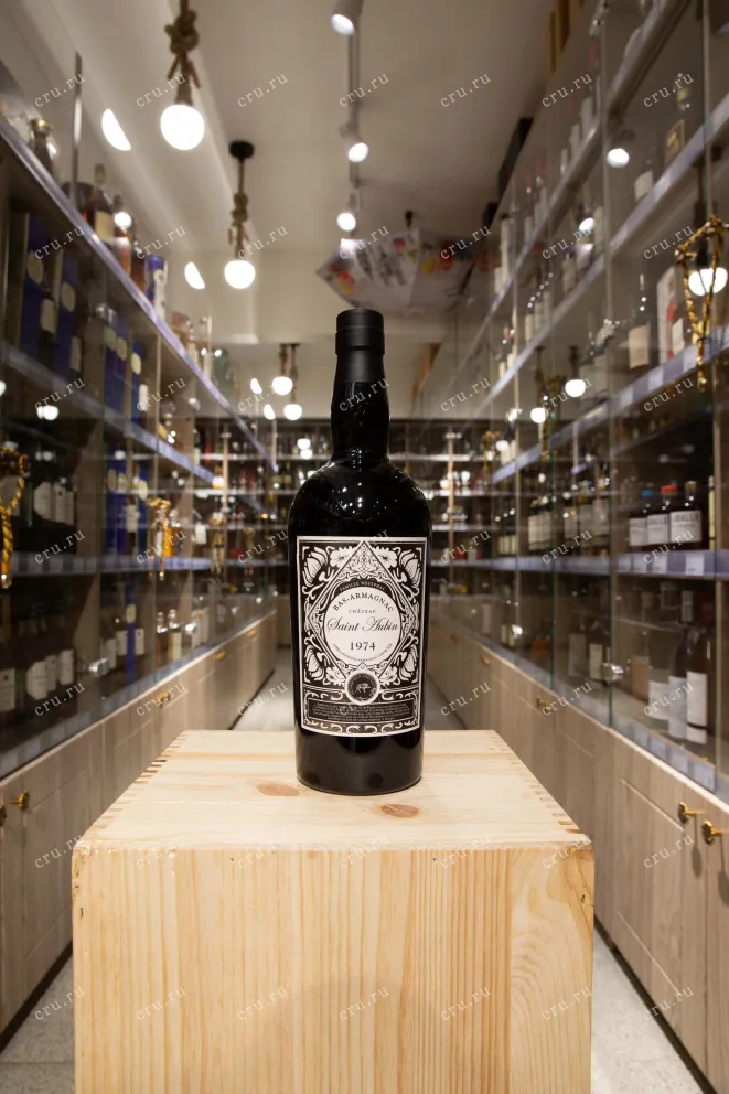 В магазине Крю Профи Saint Aubin Bas-Armagnac in tube 1974 0.7 л