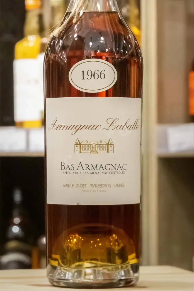 В магазине Крю Профи Laballe 1966 0.7 л