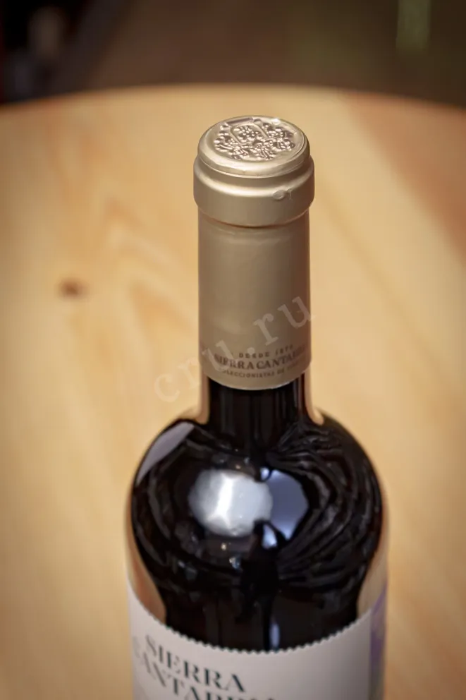 Пробка Sierra Cantabria Reserva Tempranilo Rioja DOCa 2017 0.7 л