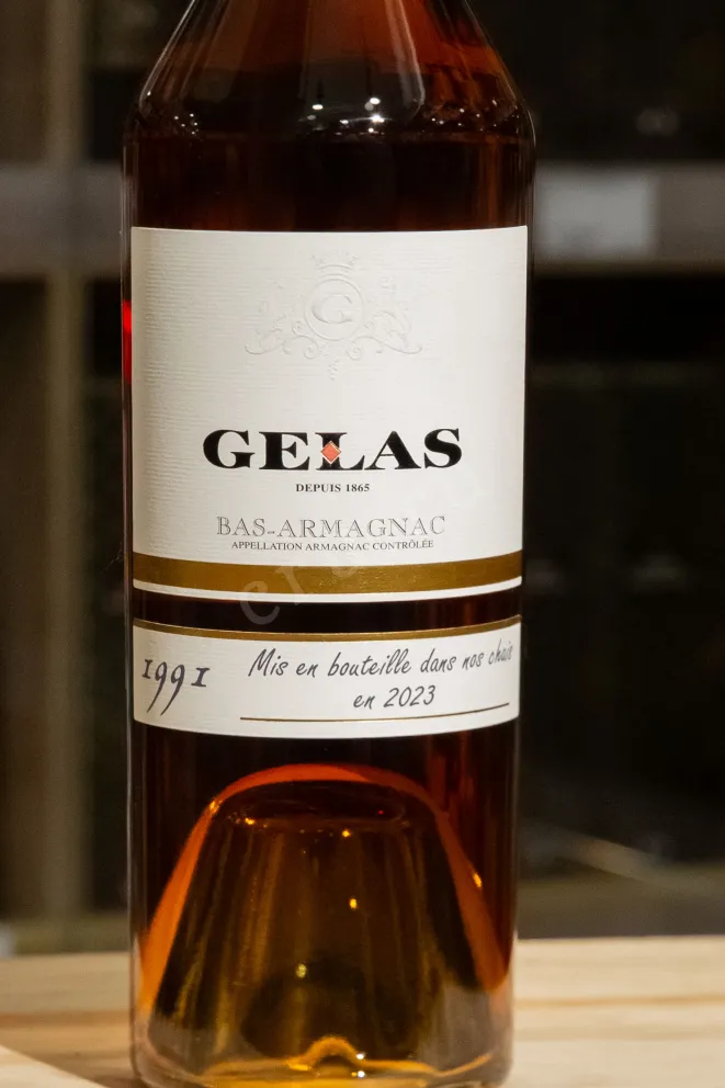 В магазине Крю Профи Gelas 1991 0.7 л