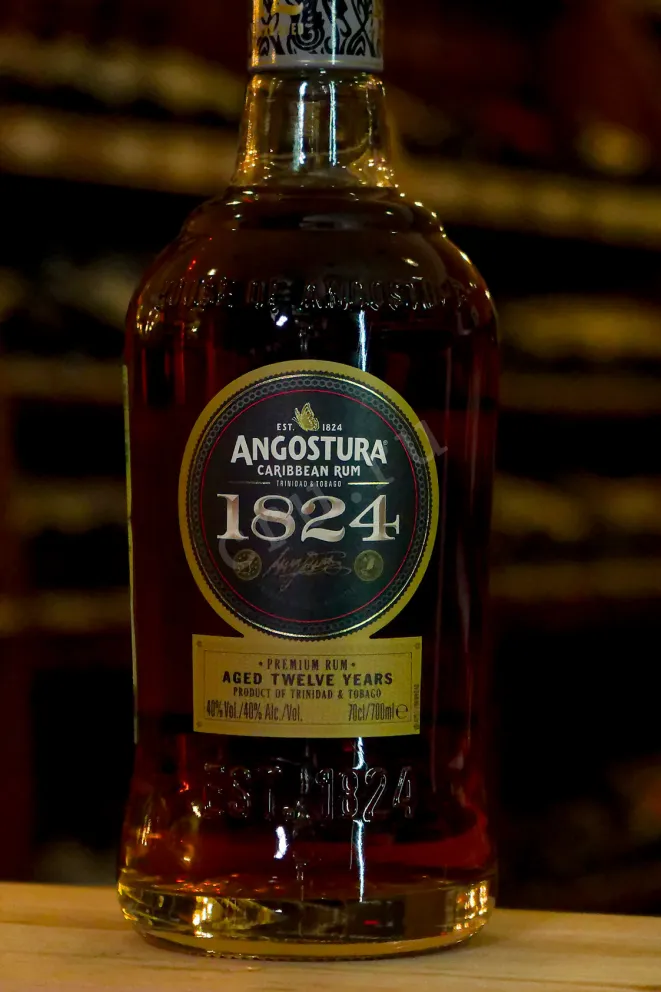 В магазине Крю Профи Angostura 1824 0.7 л