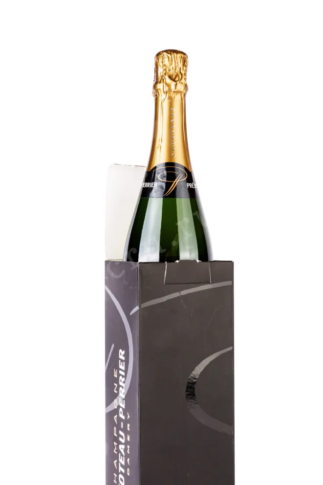 В подарочной коробке Champagne Prevoteau-Perrier LEquilibre Brut 2019 0.75 л