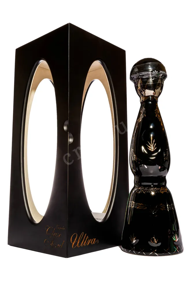 Текила Clase Azul Ultra in gift box  0.7 л