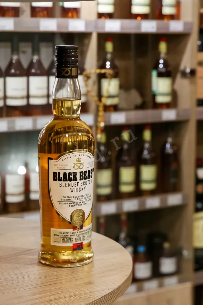 В магазине Крю Профи Black Beast with gift box 0.7 л