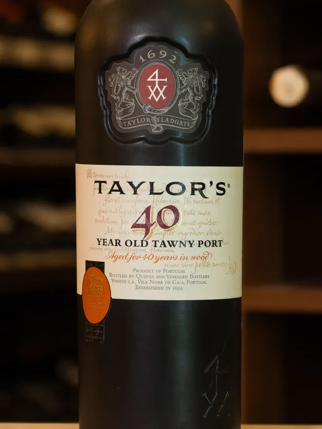 В магазине Крю Профи Taylors Tawny Port 40 Years Old with gift box 1982 0.75 л