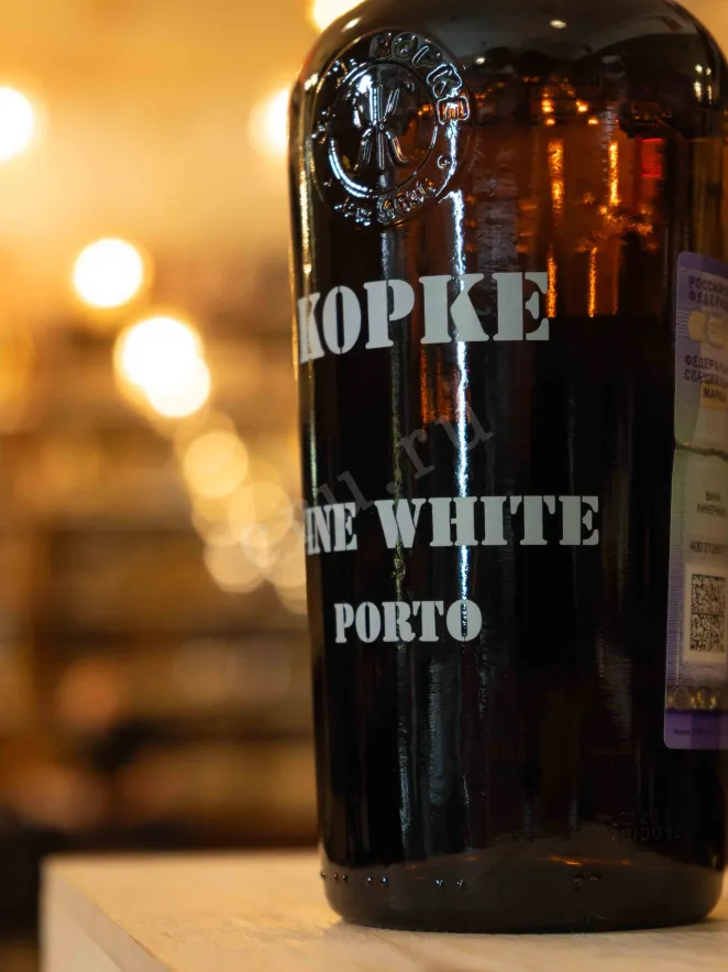 В магазине Крю Профи Kopke Fine White with gift box 2017 0.75 л