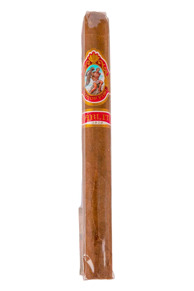 Сигара God of Fire by Carlito Churchill *10