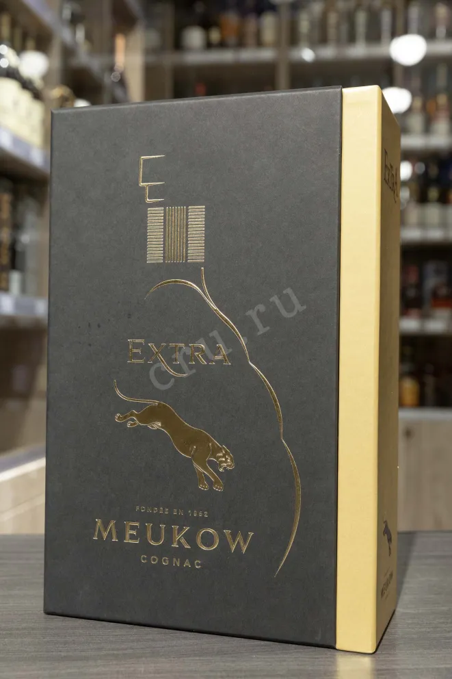 В магазине Крю Профи Meukow Extra 2014 0.7 л