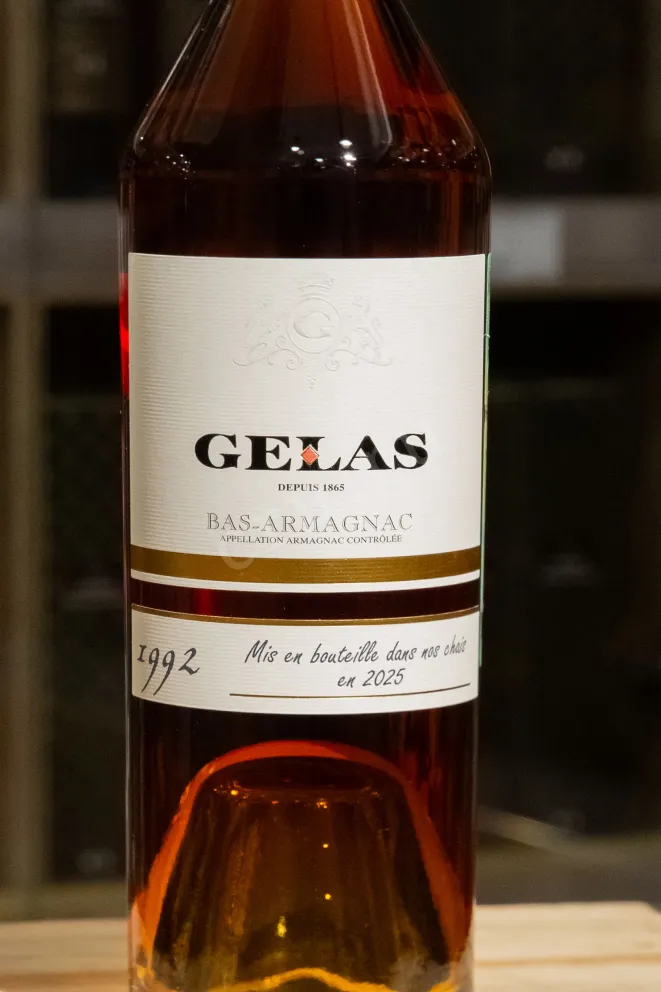 В магазине Крю Профи Gelas 1992 0.7 л