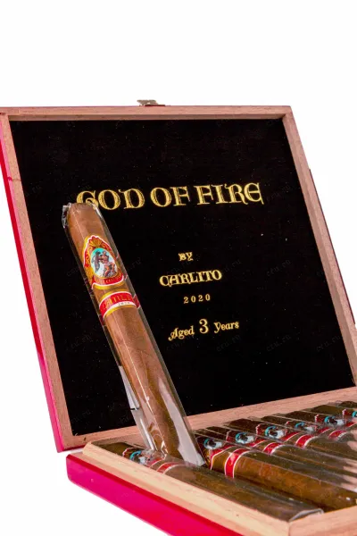 Сигары God of Fire by Carlito Churchill *10