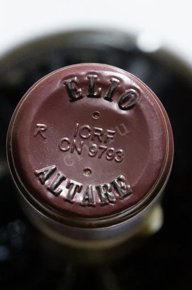 Пробка Barolo Unoperuno DOCG 2017 0.75 л