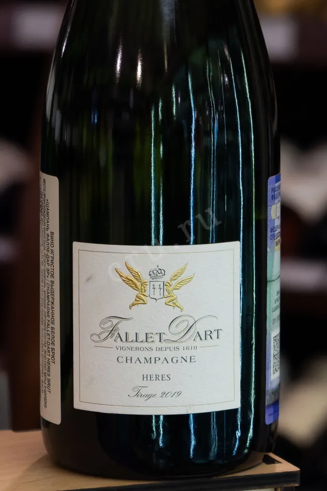 В магазине Крю Профи Fallet Dart Heres 2018 0.75 л