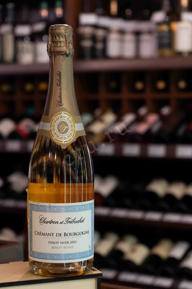 В магазине Крю Профи Chartron et Trebuchet Cremant de Bourgogne Pinot Noir in gift box 2022 0.75 л