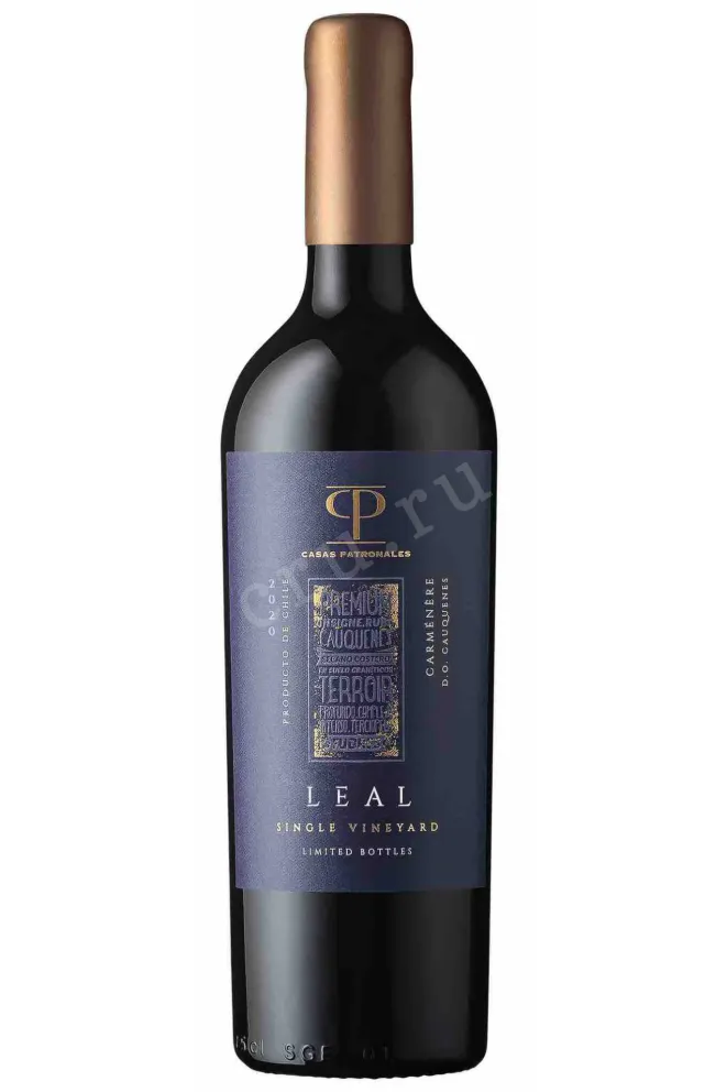 Вино Casas Patronales Carmenere Leal Single Vineyard Cauquenes in gift box 2022 0.75 л