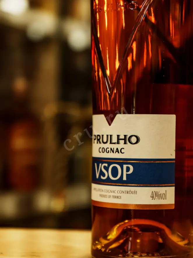 В магазине Крю Профи Prulho VSOP in gift box 0.7 л