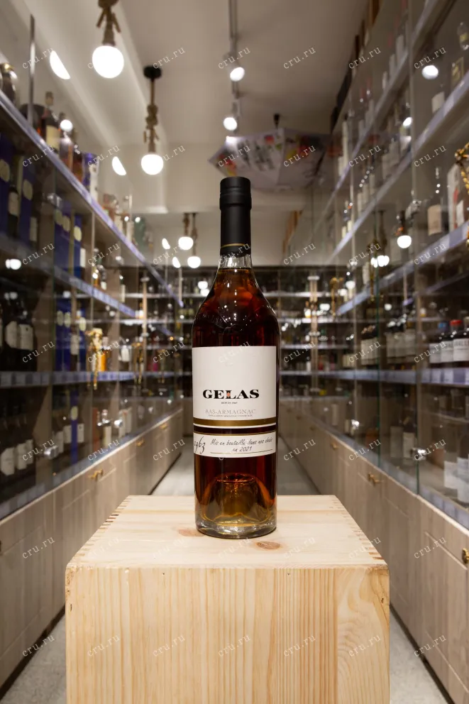 В магазине Крю Профи Gelas Bas Armagnac 1963 wooden box 1963 0.7 л