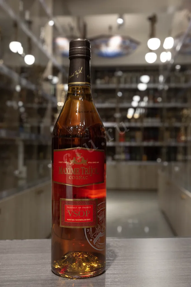 В магазине Крю Профи Maxime Trijol VSOP in gift box 0.7 л