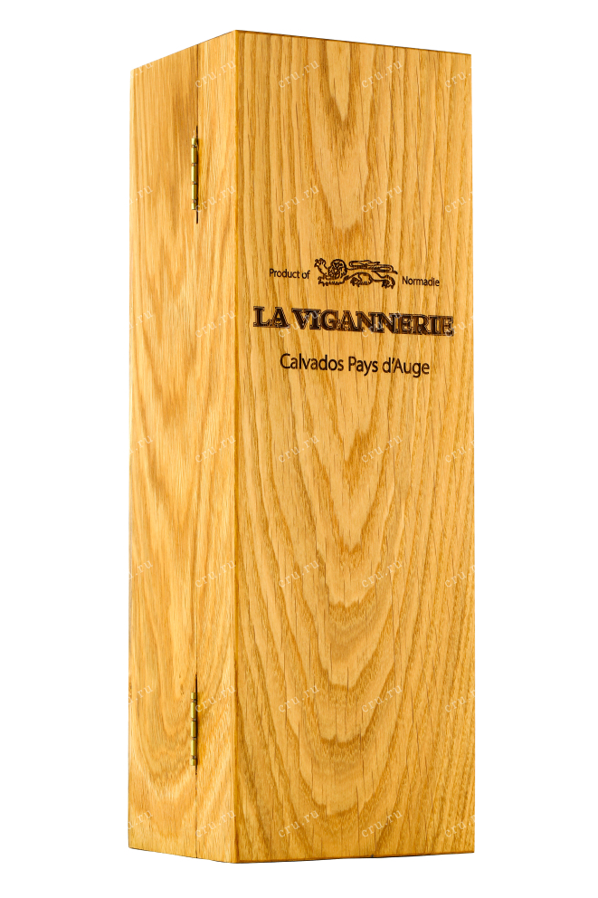 Деревянная коробка кальвадоса Ла Виганери 1988 0.7