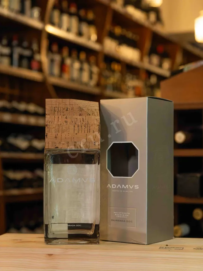 В магазине Крю Профи Adamus Aguardente Bagaceira in gift box 0.7 л