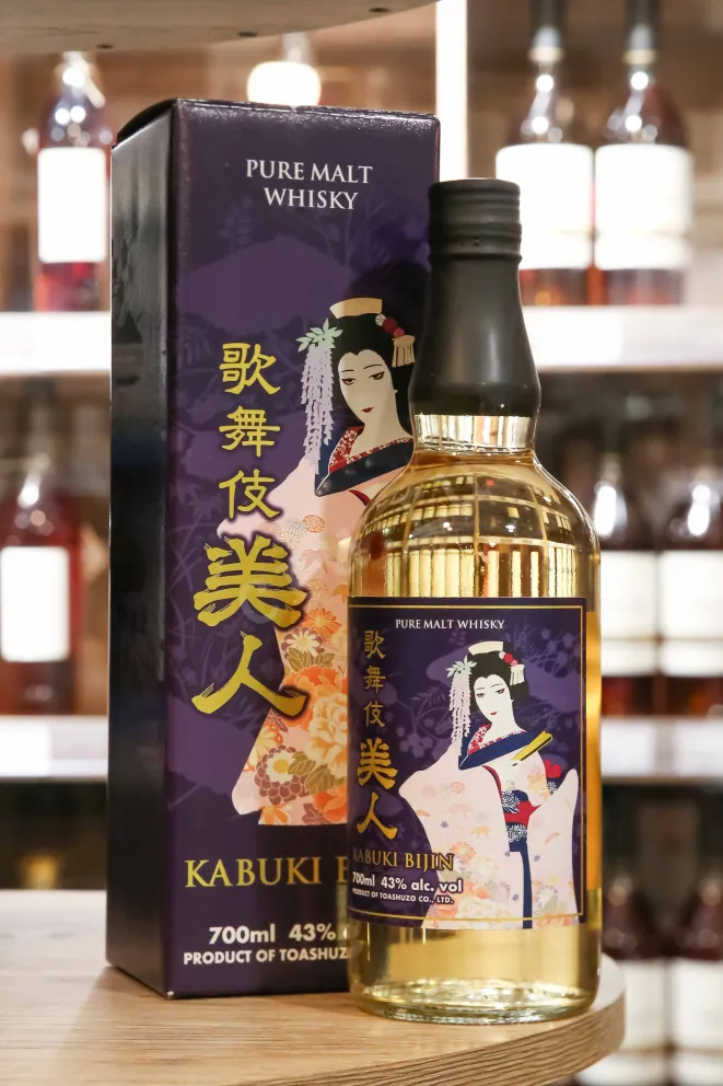 В магазине Крю Профи Kabuki Bijin in gift box 0.7 л