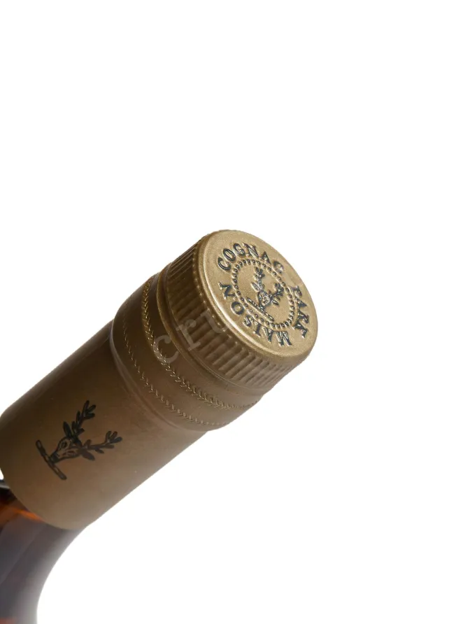 Пробка Park Borderies Single Vineyard in gift box 0.7 л