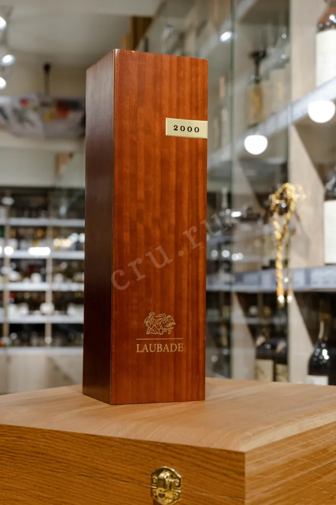 В магазине Крю Профи Chateau de Laubade 2000 0.7 л