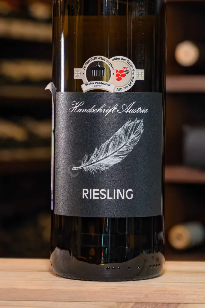 В магазине Крю Профи Handschrift Austria Riesling 2023 0.75 л