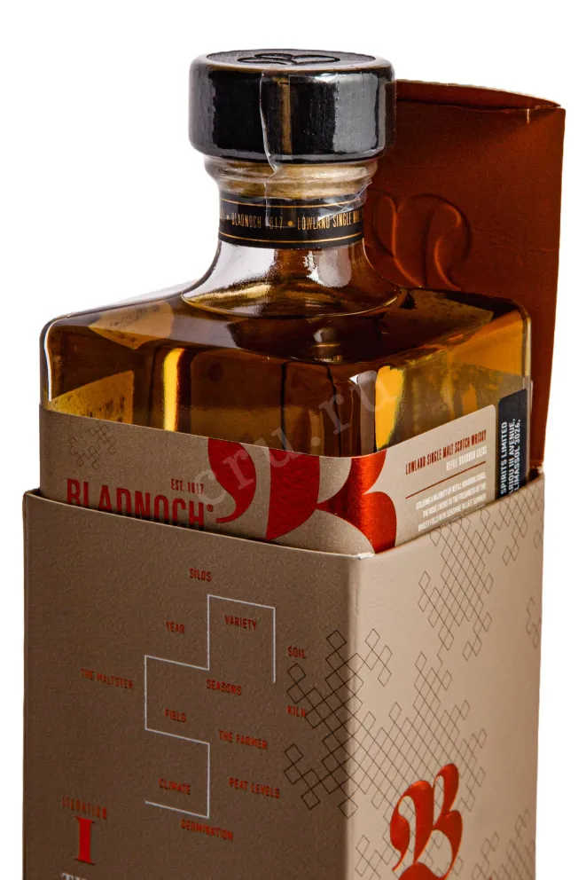 В подарочной коробке Bladnoch The Field Iteration 1 The Dragon Series in gift box 0.7 л