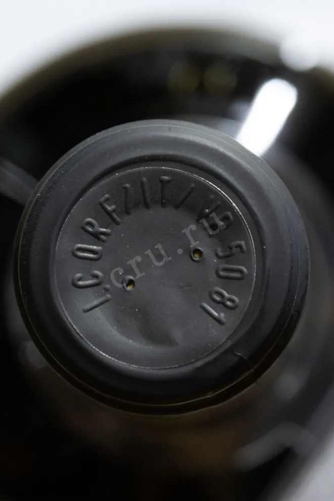 Пробка Acinatico Amarone della Valpolicella Classico DOCG in wooden box 2018 1.5 л