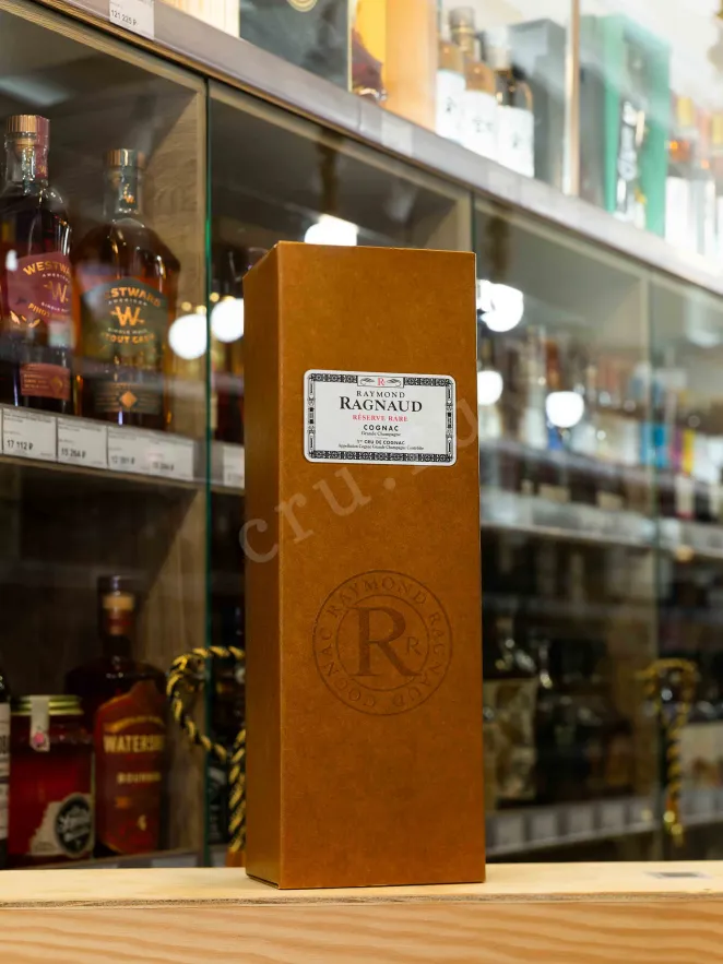В магазине Крю Профи Raymond Ragnaud Reserve Rare Grand Champagne 1er Cru De Cognac in gift box 0.7 л
