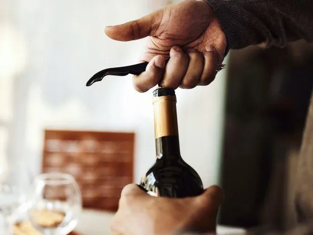 Open That Bottle Night (США) – 25 февраля