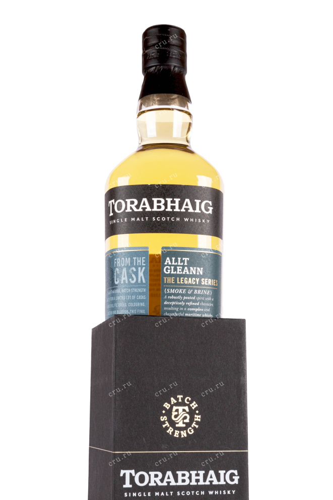 В подарочной коробке Torabhaig Single Malt Scotch Whisky Legacy Series Allt Gleann Batch Strength in gift box 0.7 л